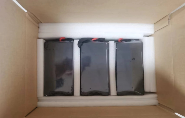 Колко време издържат твърдотелните батерии?